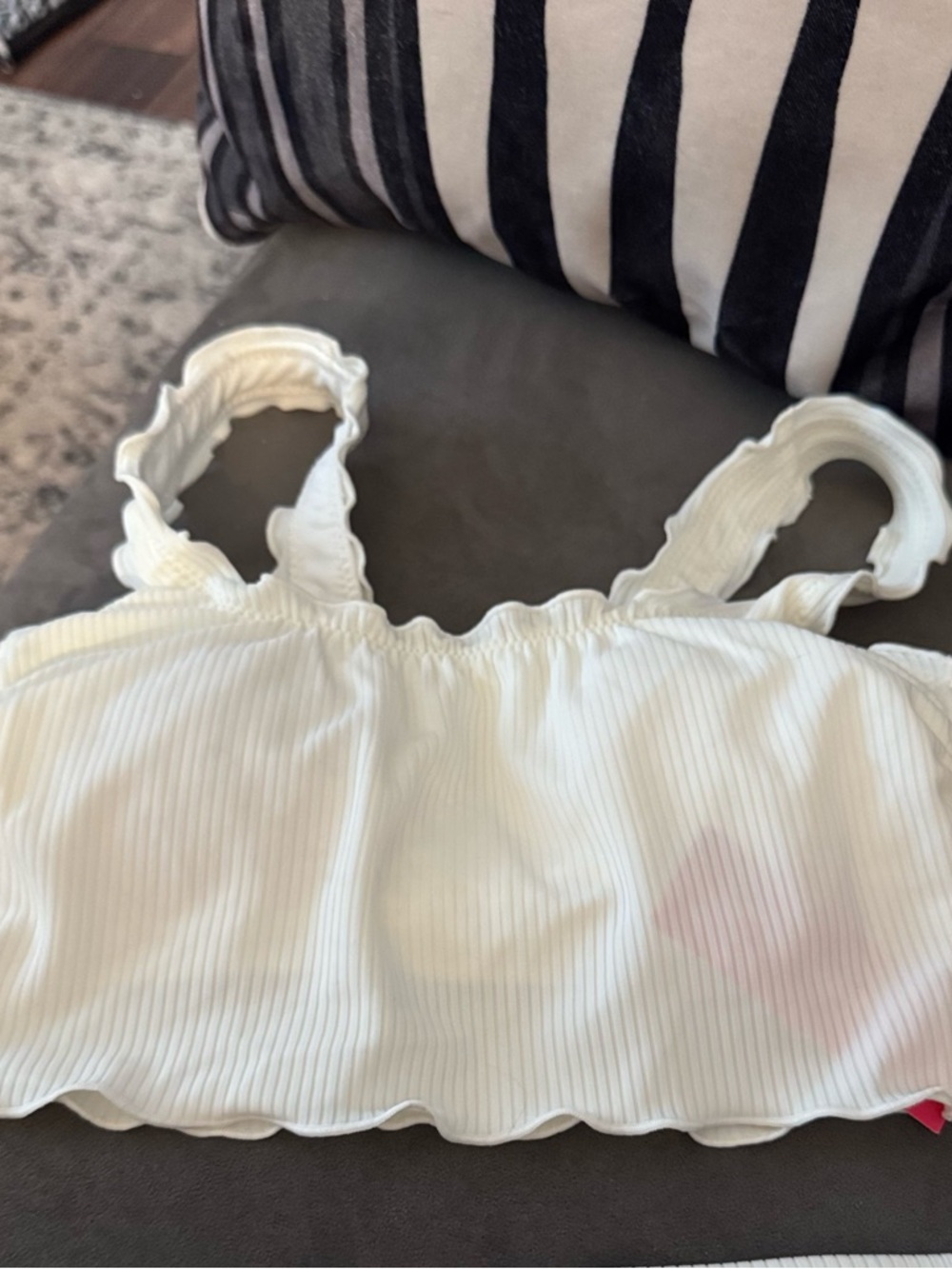 Xhilaration White Ribbed Ruffle Bikini Set - Picture 4 of 10